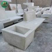 نیمکت بتنی با طراحی مدرن دارای جای گلدان