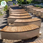 نیمکت دور درختی با چوب ترموود فنلاندی